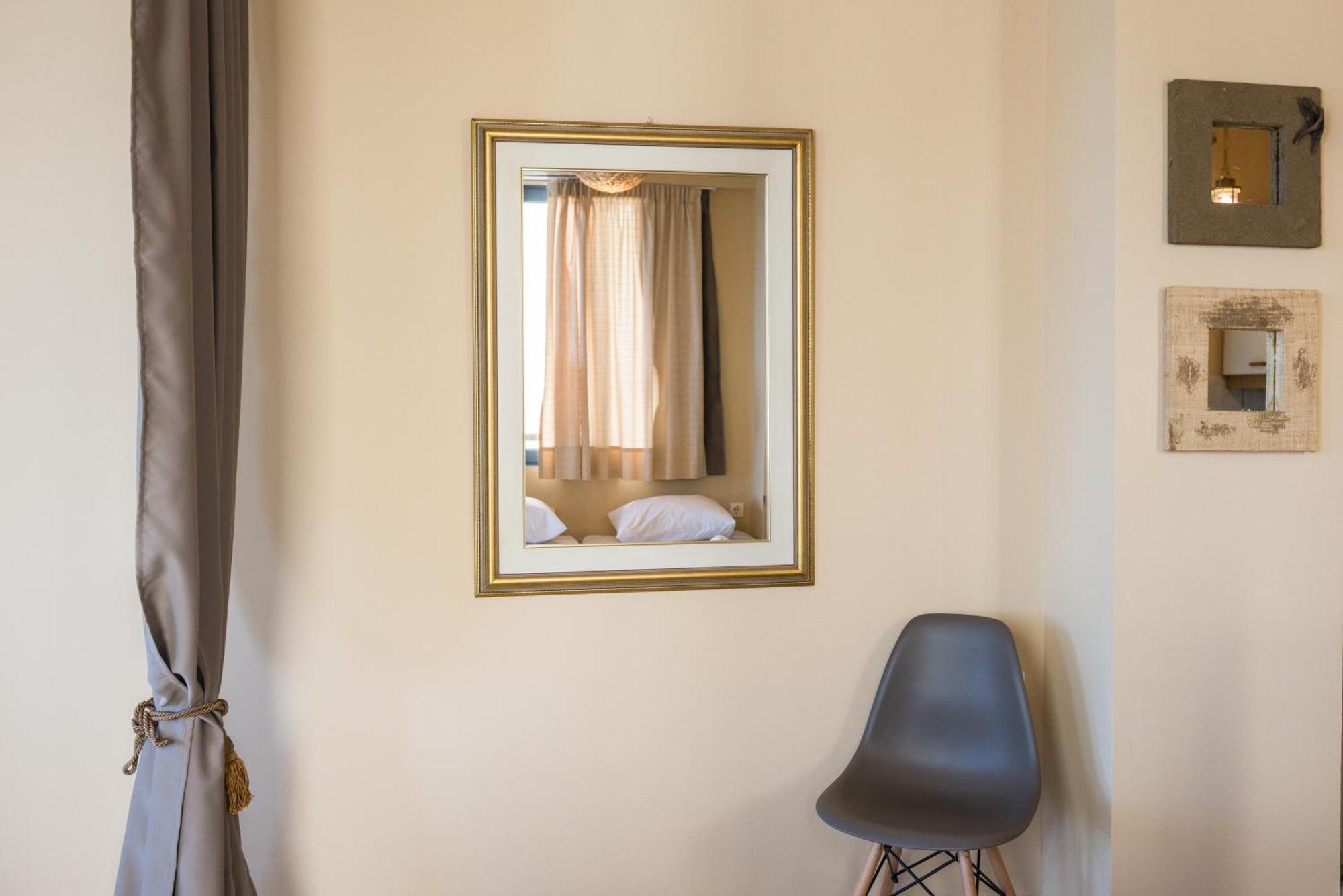 Nais Apartments & Studios Chania  Pokoj fotografie