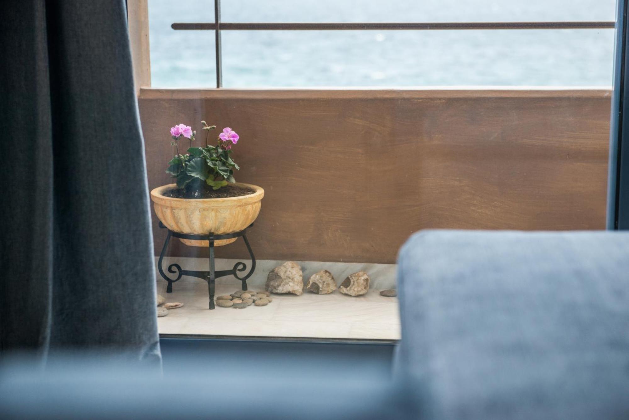 Nais Apartments & Studios Chania  Pokoj fotografie